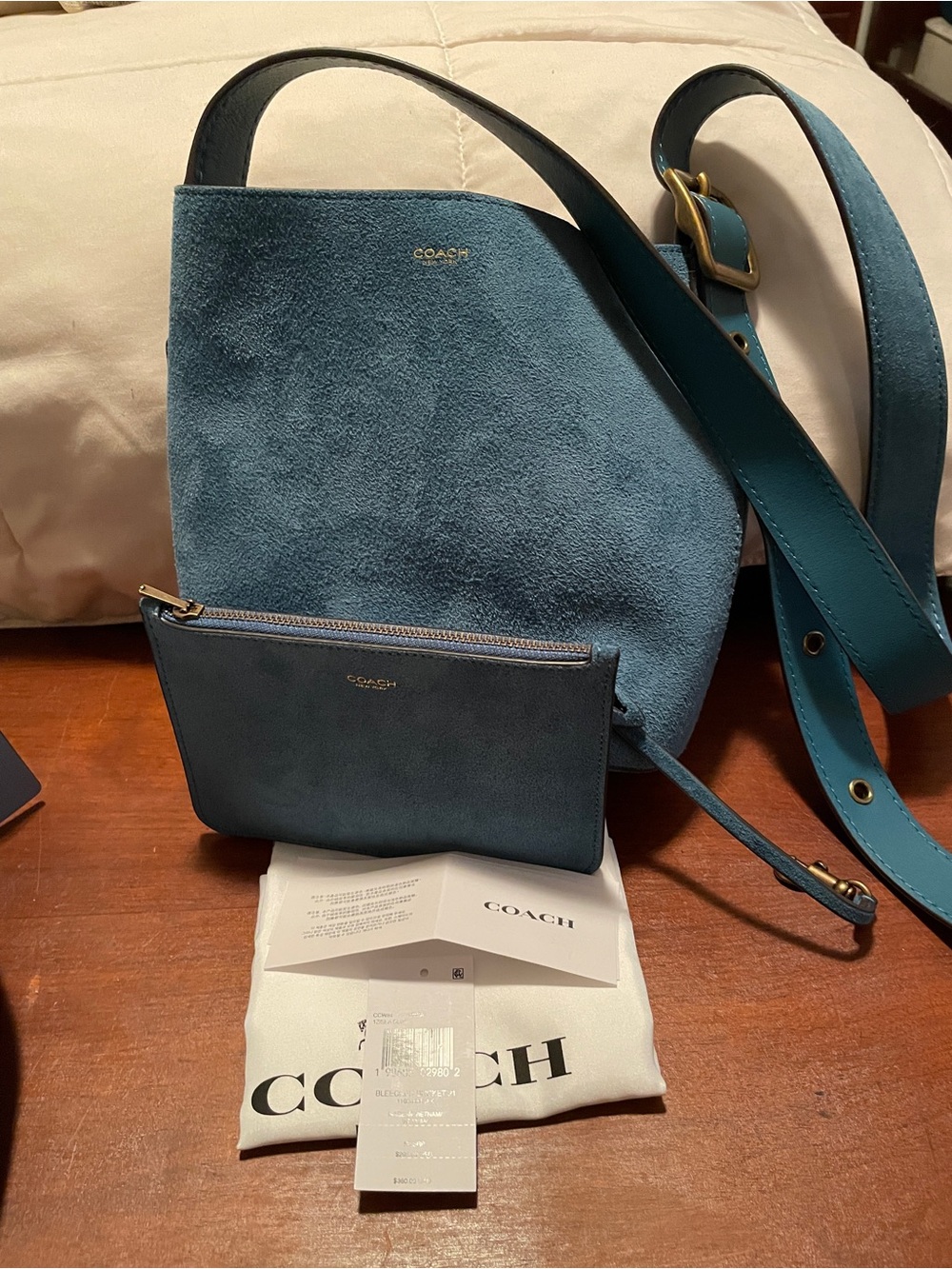 COACH Teal Suede Bucket Bag bleeker 21 with Matching Wristlet